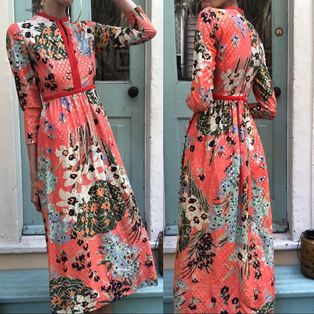 Vintage union made gown. - Picture 1 of 8